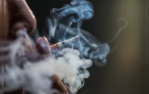 Cigarro-pode-ser-taxado-em-250-e-cerveja-em-46-est0127214200202405271039-3